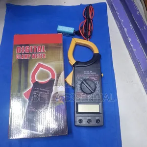Digital Clamp Meter