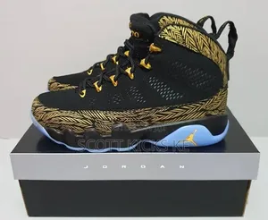 Air Jordan 9 'Pollito' Sneakers