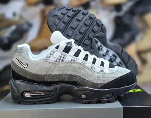 Nike Air Max 95 'Granite'
Sizes 40_45
