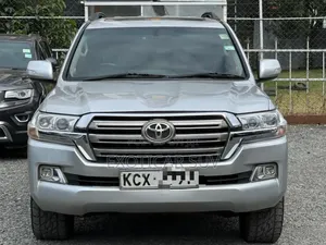 Toyota Land Cruiser 2012 Silver
