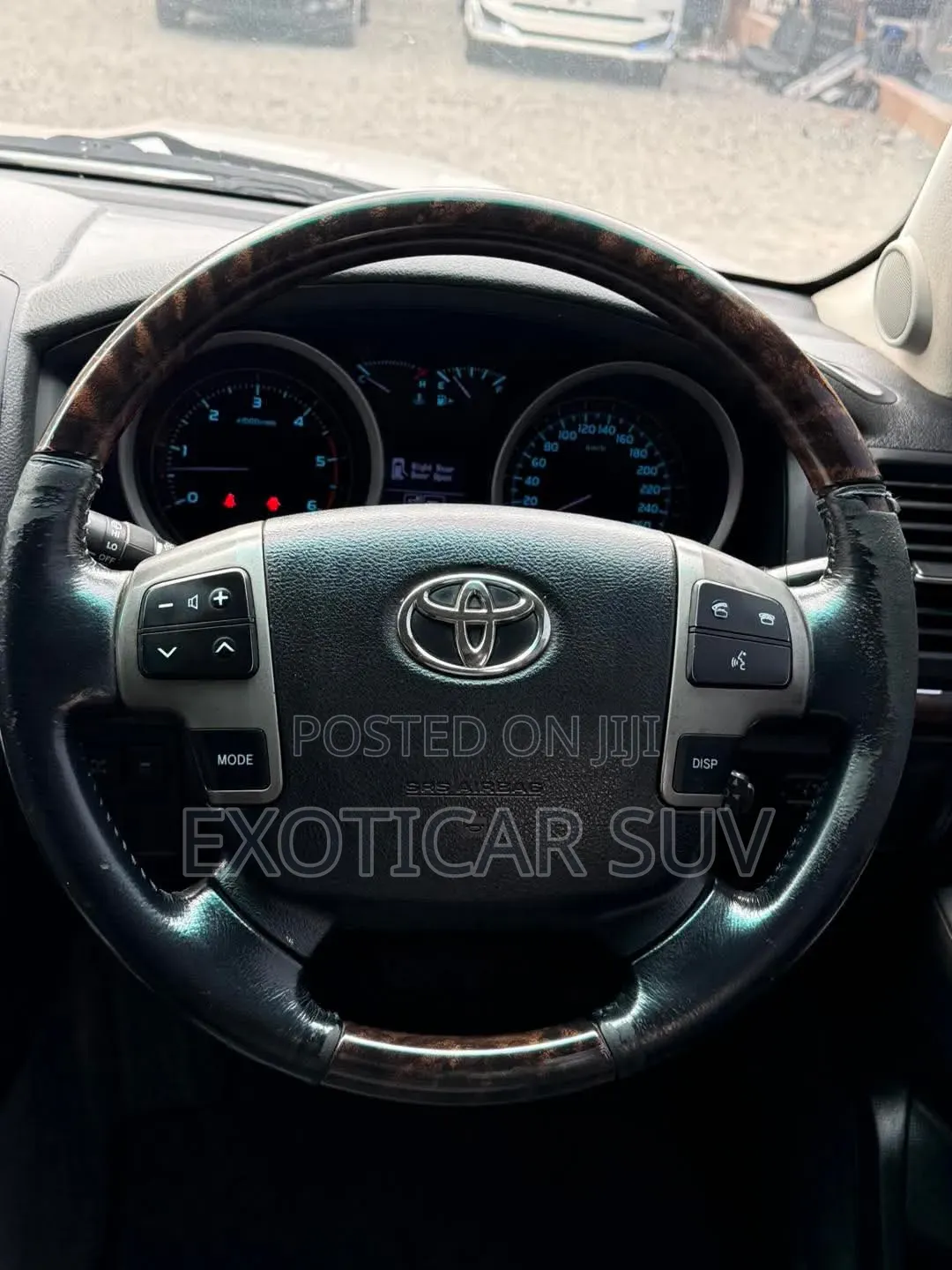 Toyota Land Cruiser 2012 Silver