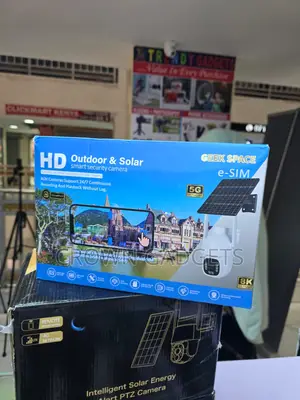 Geek Space Outdoor 4g Security Camera With Solar Panel