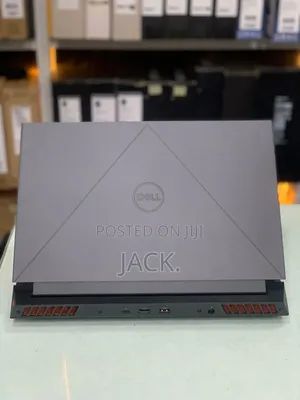 Laptop Dell G15 5530 16GB Intel Core i7 SSD 1T