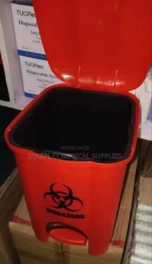 Red Pedal Bin 18 Liters (Double-Layer) for Hospital Waste Disposal