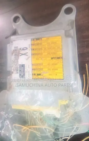 SRS Unit / Airbag Computer Toyota Fielder, Axio 161