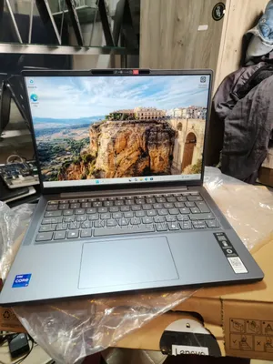 New Laptop Lenovo Ideapad 3-14IIL05 16GB Intel Core i7 SSD 512GB