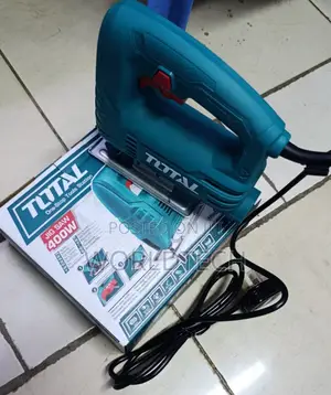Total 400w Jigsaw
