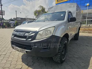 Isuzu D-MAX 2014 Silver