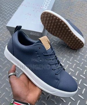 Ecco Casual