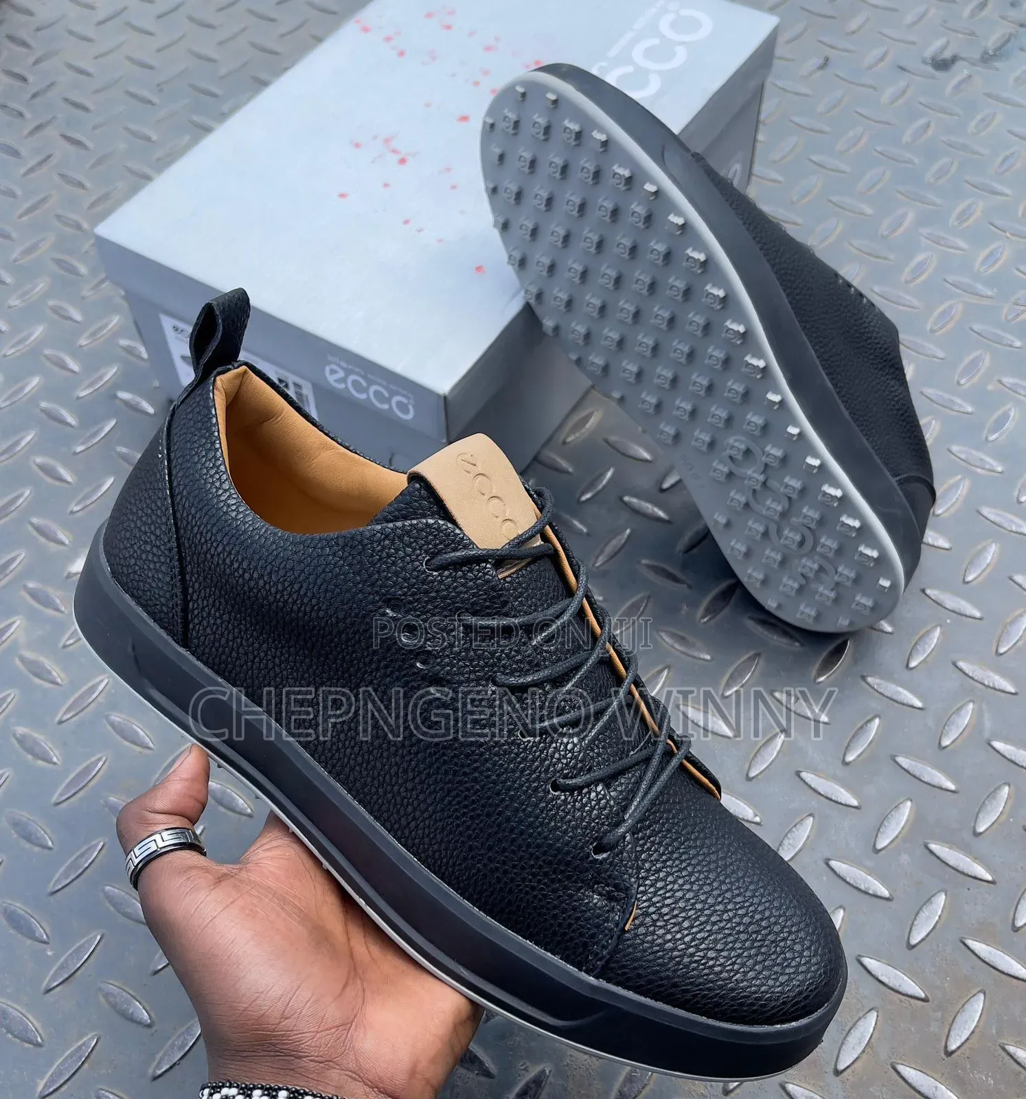 Ecco Casual