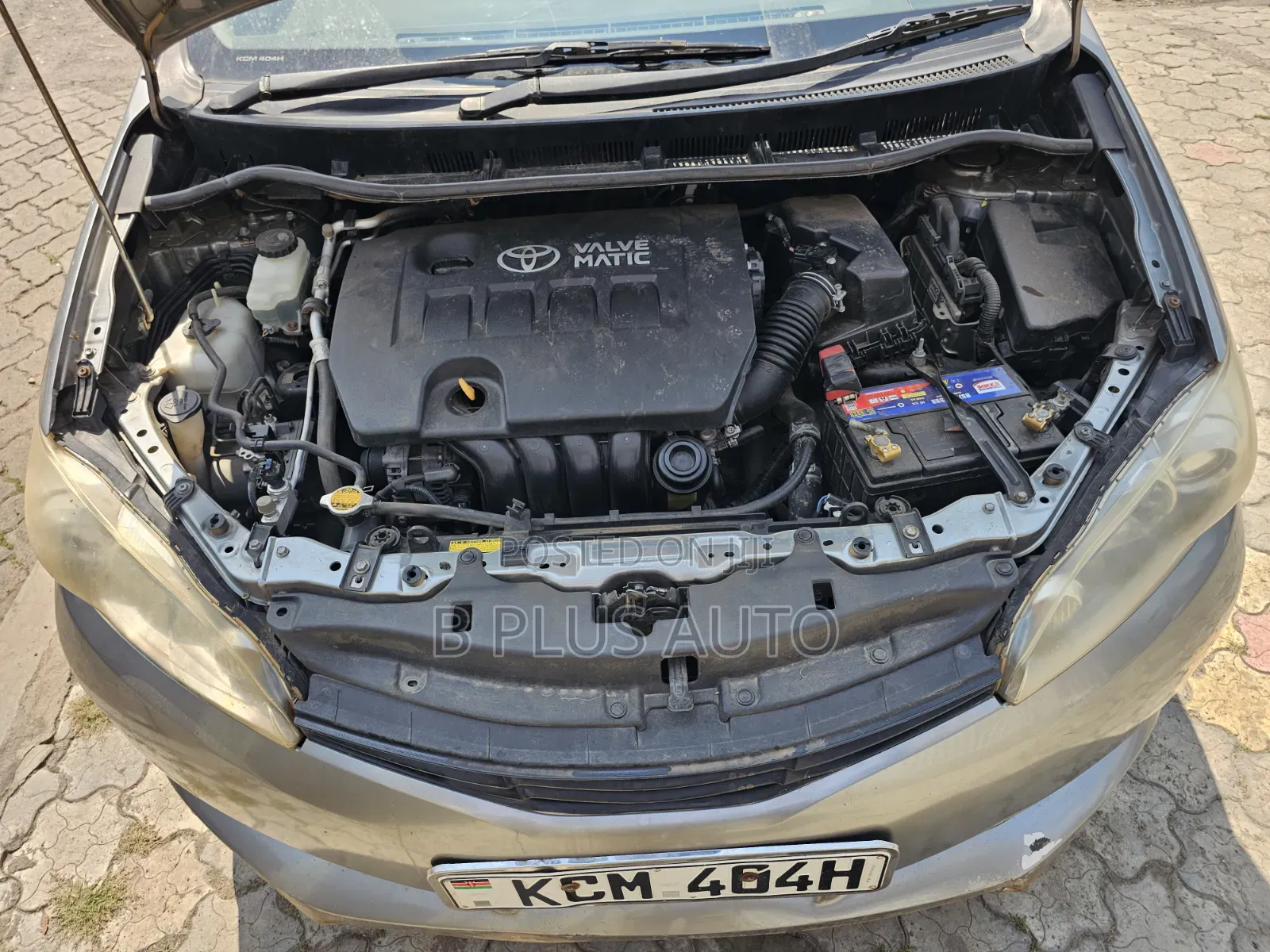 Toyota Wish 2010 Silver
