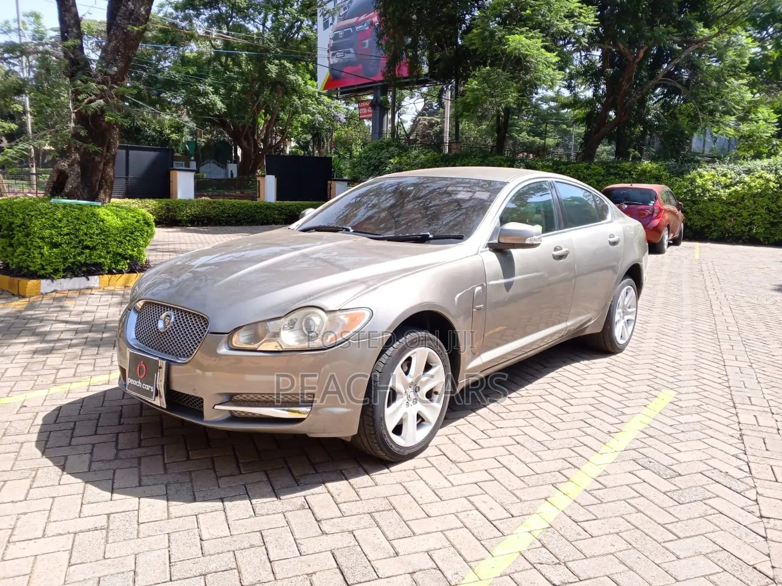 Jaguar XF 2009 Gray