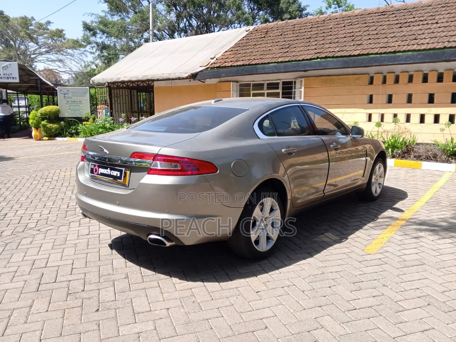 Jaguar XF 2009 Gray