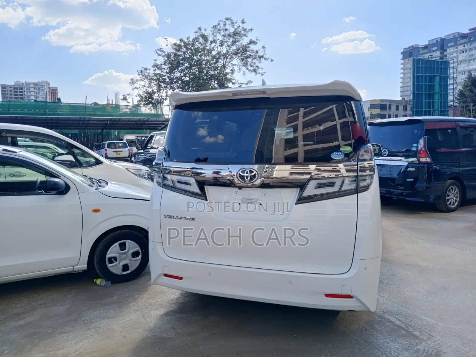 Toyota Vellfire 2018 White