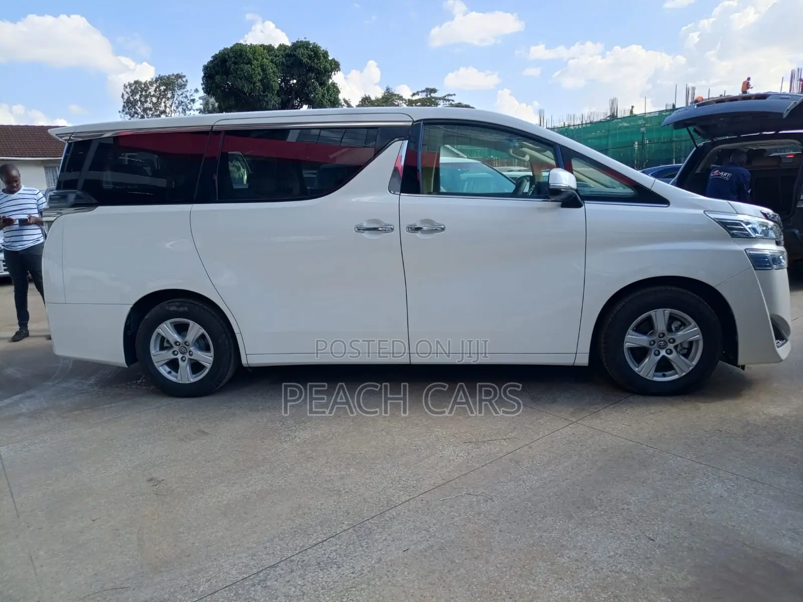 Toyota Vellfire 2018 White