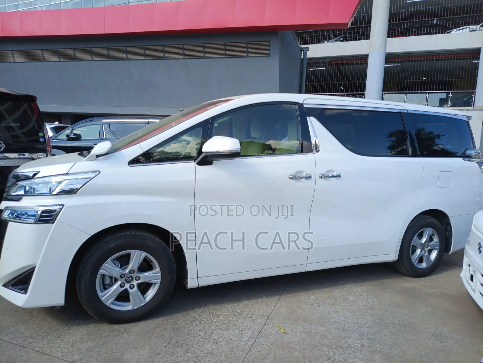 Toyota Vellfire 2018 White