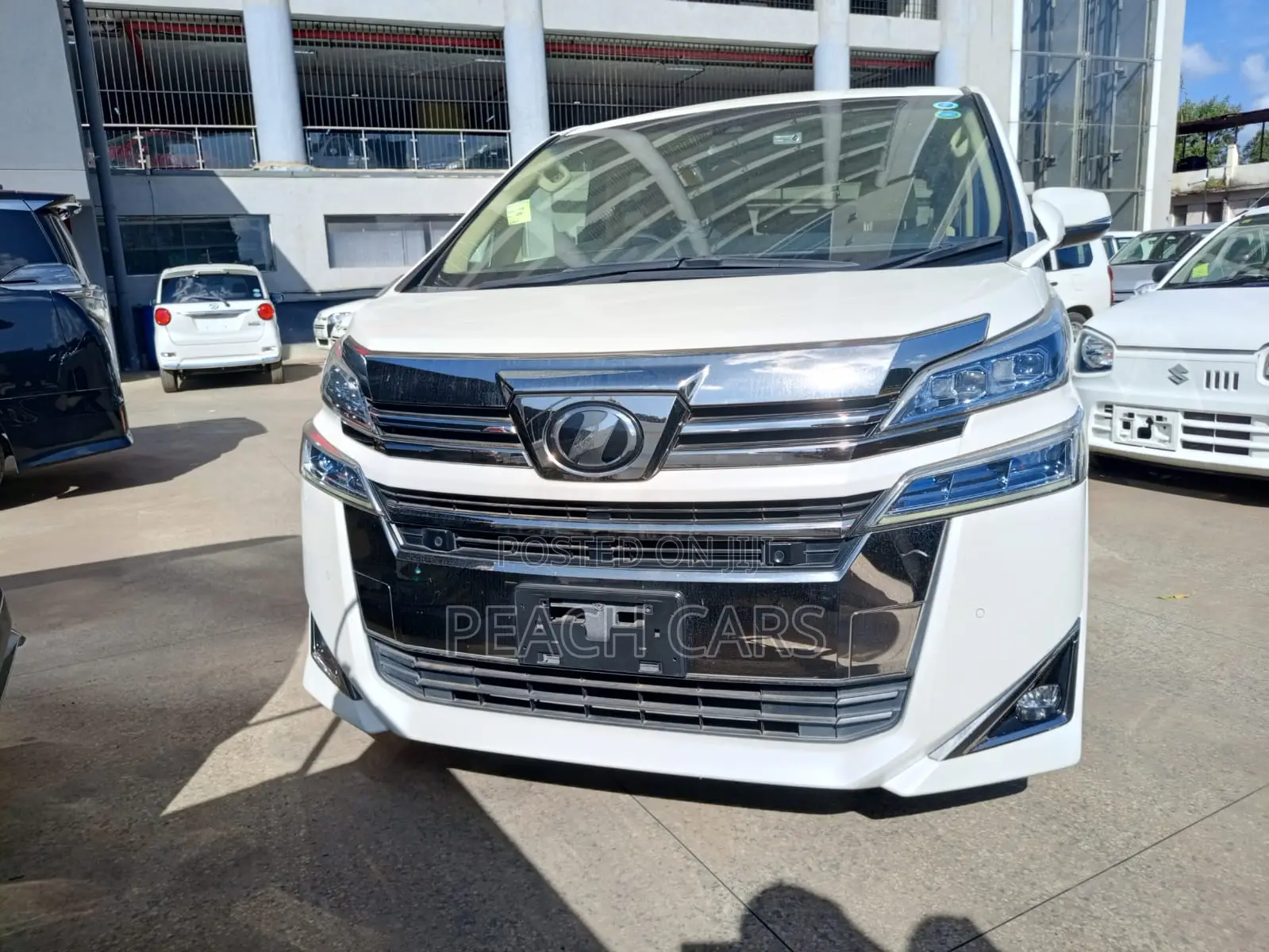 Toyota Vellfire 2018 White