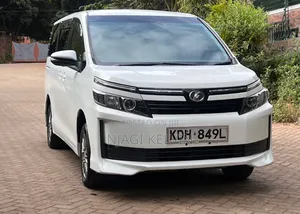 Toyota Voxy 2016 White