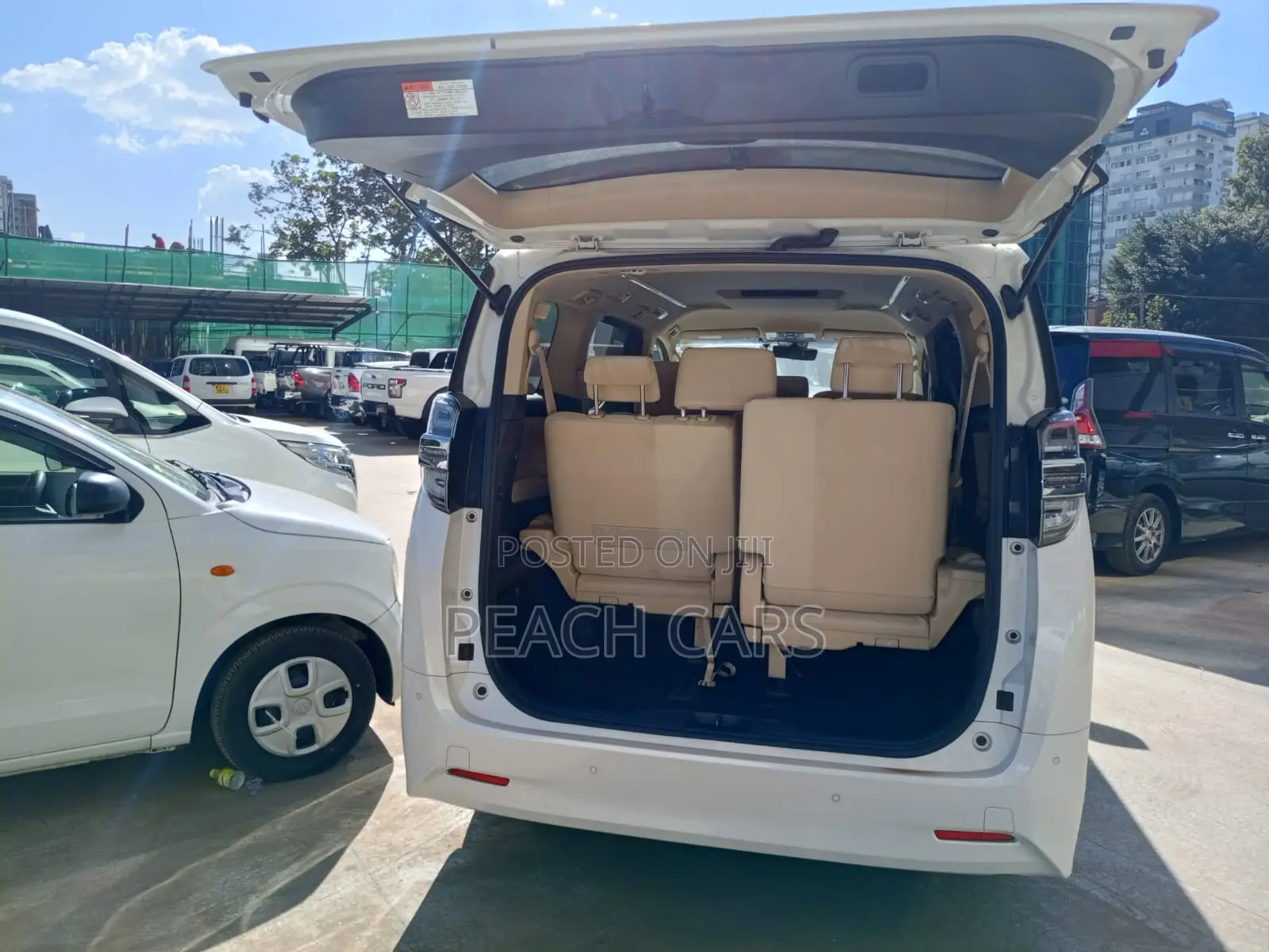 Toyota Vellfire 2018 White