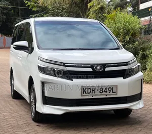 Toyota Voxy 2016 White
