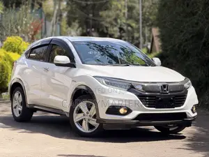 Honda Vezel 2019 White