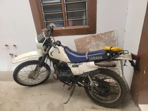 Yamaha DT175 2011