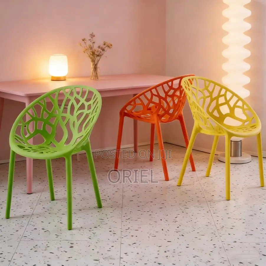 Plastic Chairs : Stackable Restaurant Cafe Plastic Chair