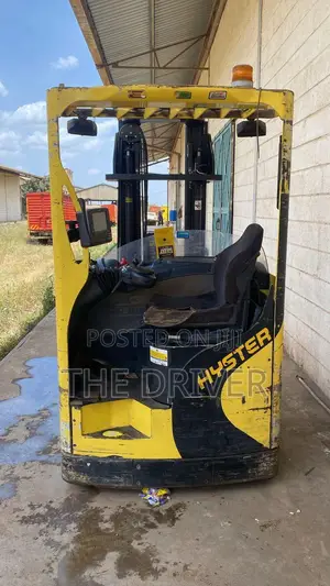 Hyster Reach Truck Forklift For Sale