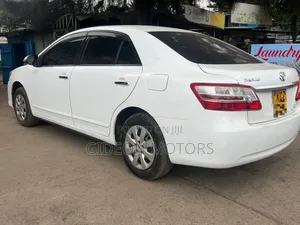 Toyota Premio 2013 White