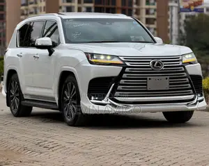 Lexus LX 600 2022 White