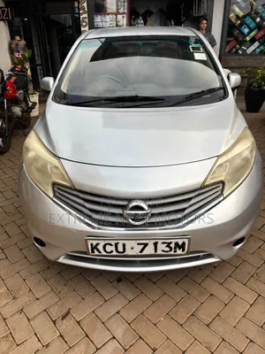 Nissan Note 2012 Silver