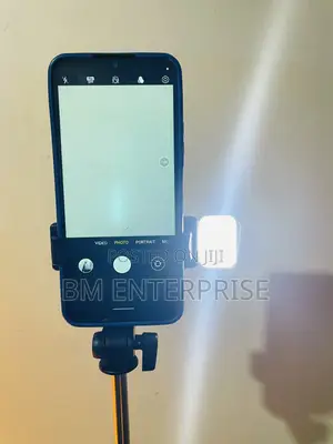 Best Quality Selfie Stick With Led Light