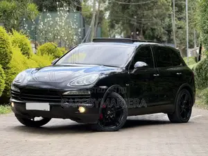 Porsche Cayenne 2014 Black