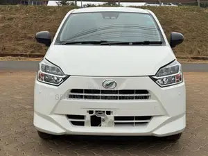 Daihatsu Mira 2018