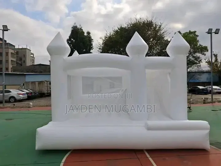 Bouncing Castle For Hire