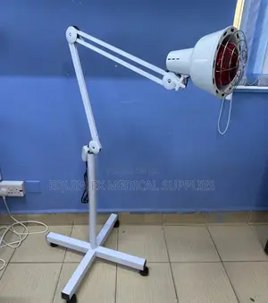 Infrared Therapy Lamp / Irr Light With Stand and Castors