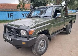 Toyota Land Cruiser 79 Series 2012 Green