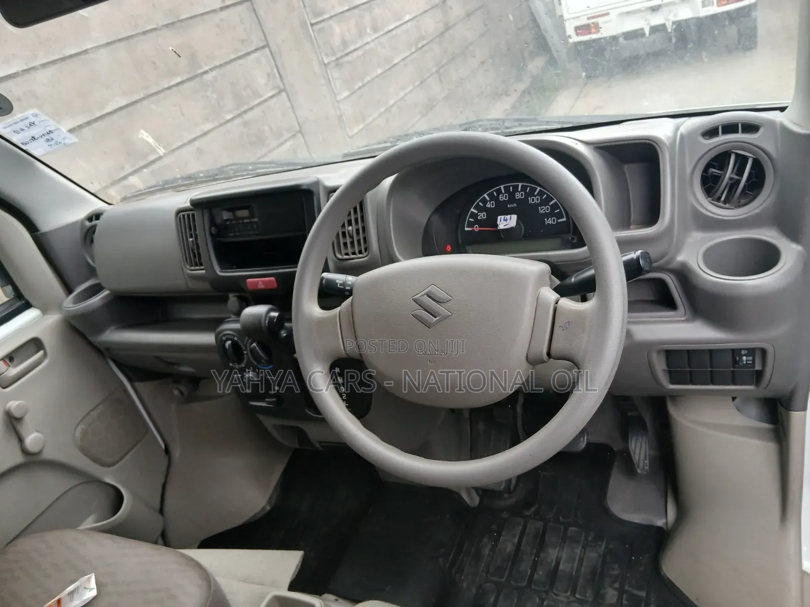 Suzuki Every 2019 White