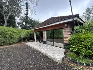 Mini Flat in Off Windy Ridge Rd, Karen C for rent