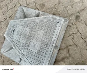 D400(40t) Locable Heavy Duty Manhole Cover