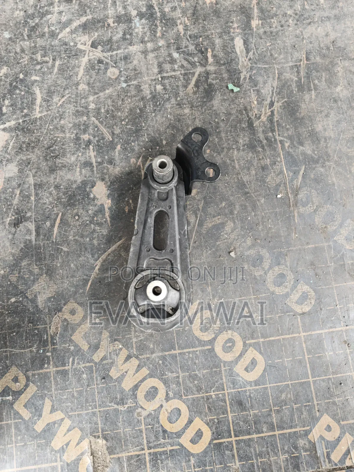Mazda Denio Gearbox Mounting Available