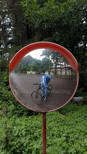 Traffic Convex Mirror – Accident Prevention Safety Mirror