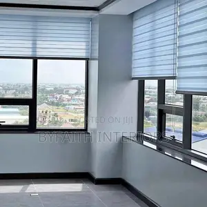 Smart Horizontal Office Blinds