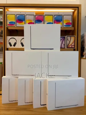 New Laptop Apple MacBook Air 2025 M4 24GB Apple M4 SSD 512GB