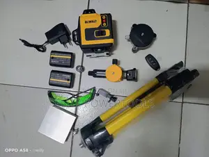 Dewalt Heavy Duty Green Laser Level With Rechargeable Battery