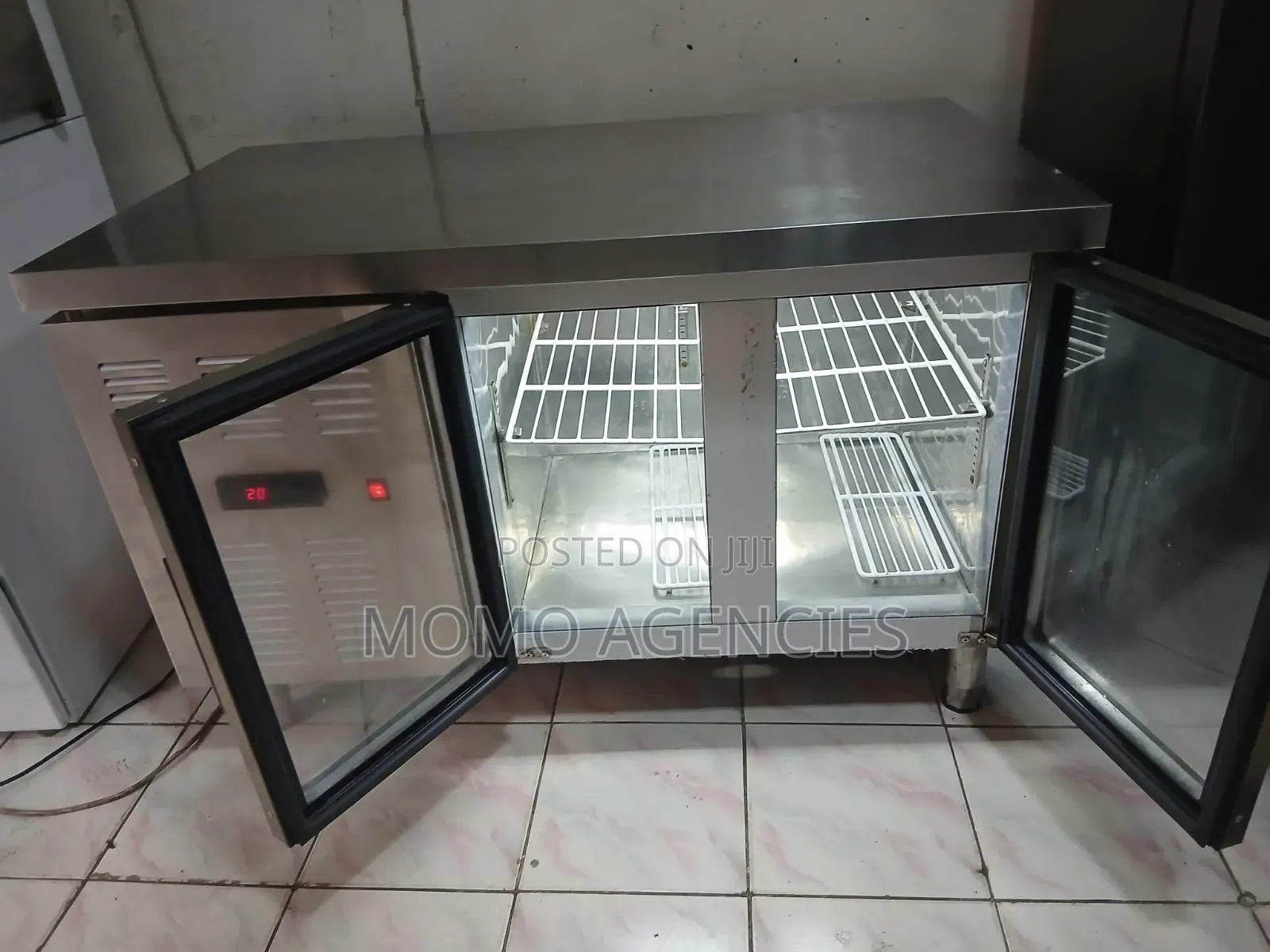 Undercounter Display Chiller