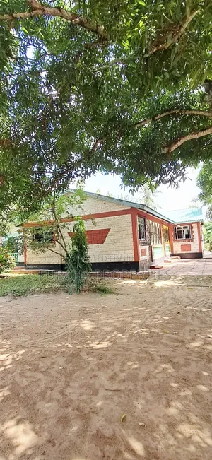 For Sale 2 Acres With a House Mtwapa
