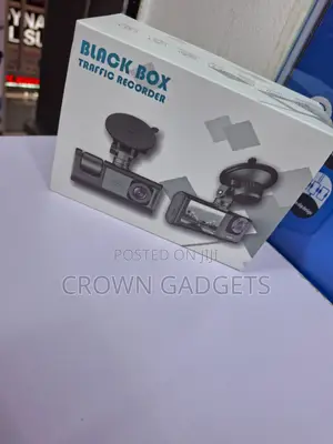 Car DVR Dash Camera With Night Vision and Parking Monitor
