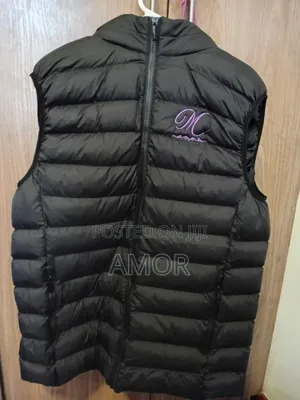 Sleeveless Puffer Jacket
