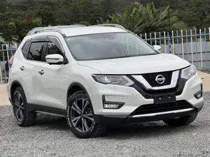 Nissan X-Trail 2.0 Petrol AWD 2019 White
